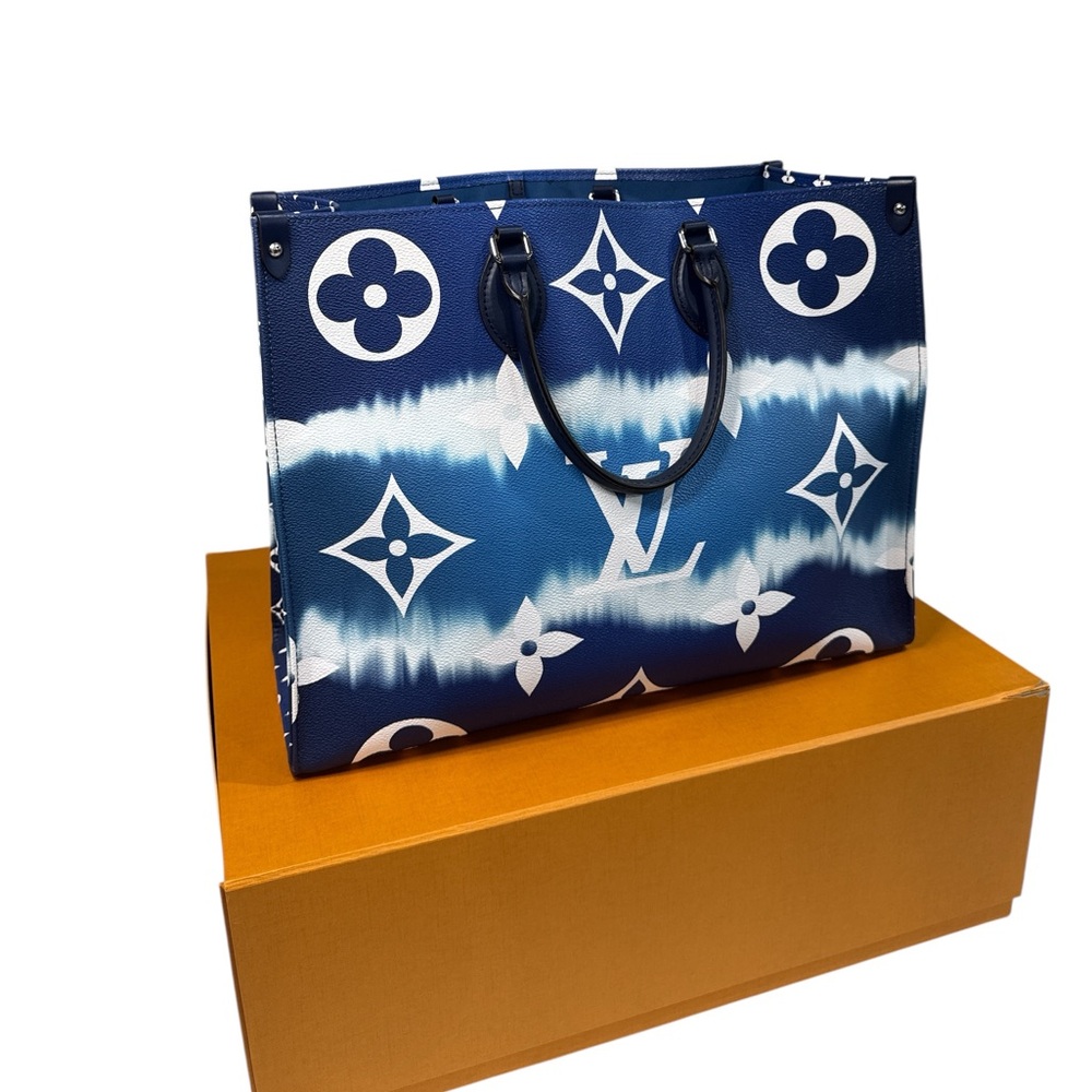 Louis Vuitton 💙 On The Go LV Bag Monogram Blue GM